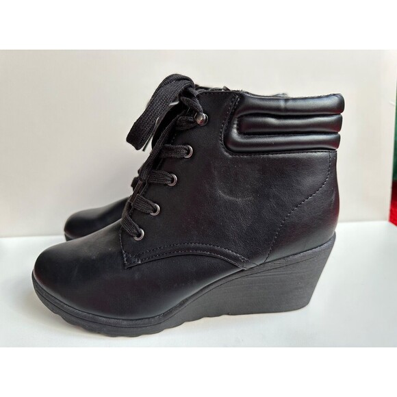 Bongo Willow woman size 10 M black lace up wedge booties casual ankle boots. - Picture 3 of 11